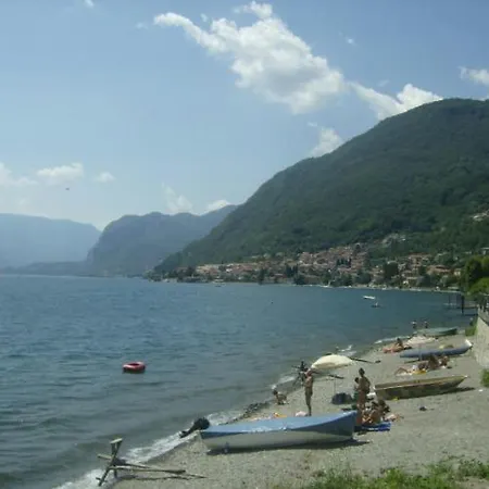 San Siro Sleeps 6 * San Siro (Lombardy)