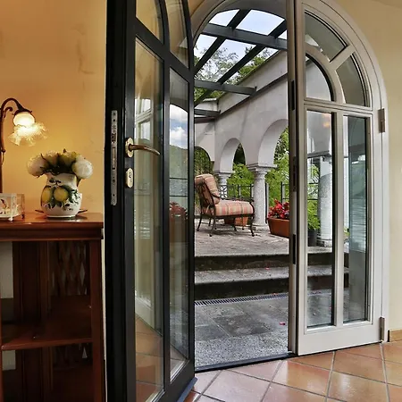 San Siro Sleeps 6 * San Siro (Lombardy)